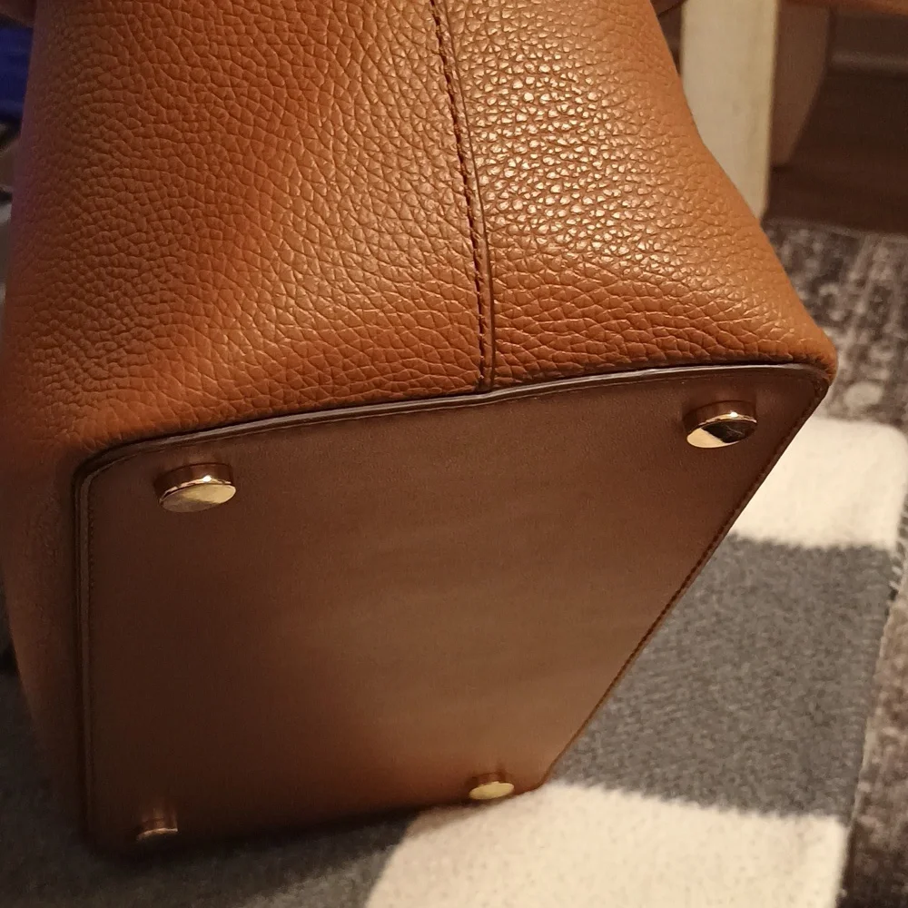 MWT Michael Michael Kors Winston MD TZ Pocket Tote - Picture 9 of 16